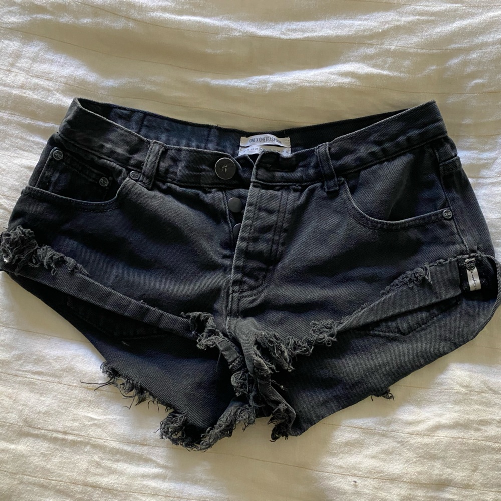 One X OneTeaspoon Bandits Black Denim Shorts size 26